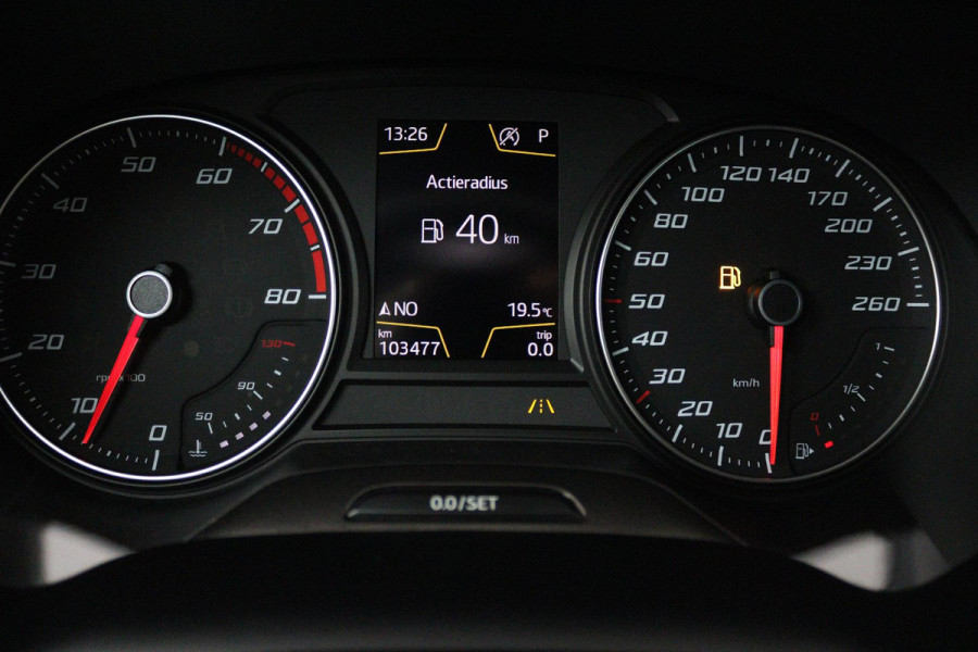 Seat Ateca 1.4 EcoTSI Xcellence (PANORAMADAK, NAVIGATIE, ACHTERUITRIJCAMERA, AUTOMAAT, LANE-ASSIST)