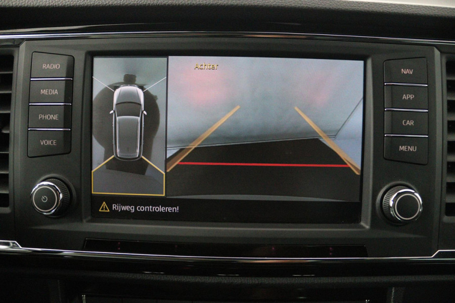 Seat Ateca 1.4 EcoTSI Xcellence (PANORAMADAK, NAVIGATIE, ACHTERUITRIJCAMERA, AUTOMAAT, LANE-ASSIST)