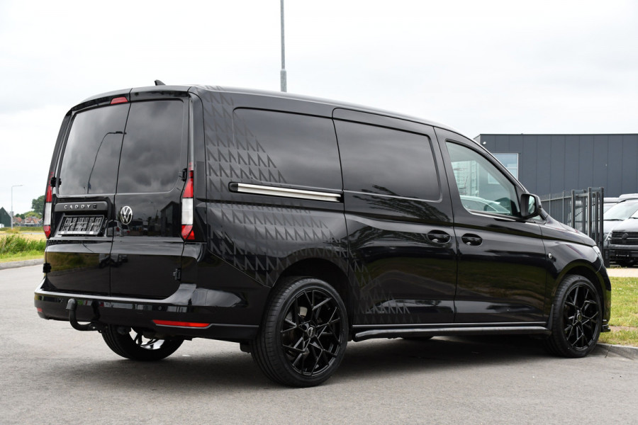 Volkswagen Caddy Cargo Maxi 2.0 TDI Black Edition Cruise, Camera, Carplay, Stoelverwarming, 122PK, LED, Sensoren, Trekhaak, Standkachel, Uniek!