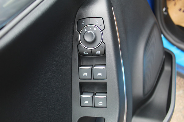 Ford Puma 1.0 EcoBoost Hybrid ST-Line X , 155pk Camera, Parkeersensoren V+A, Stoel, stuur en vooruit verwarming, adaptive Cruise, Climate control, Bang&olufsen, LED verlichting, Climate control , Park Assist ,