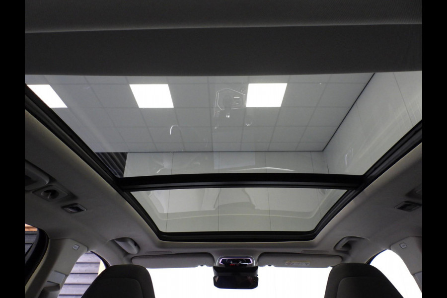 Lynk & Co 01 1.5 PHEV BlackLine NAVI/360CAM/SCHUIFDAK/LED/20"LMV!