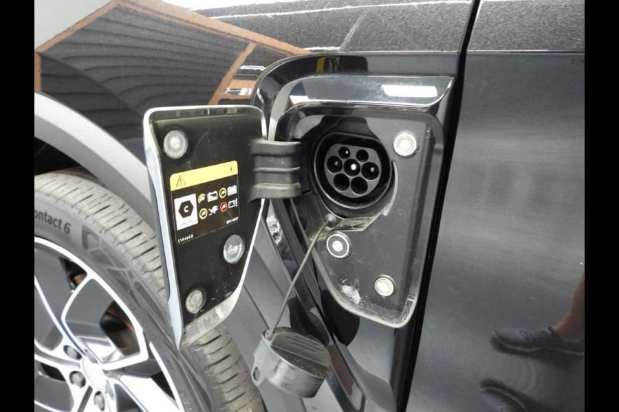 Lynk & Co 01 1.5 PHEV BlackLine NAVI/360CAM/SCHUIFDAK/LED/20"LMV!