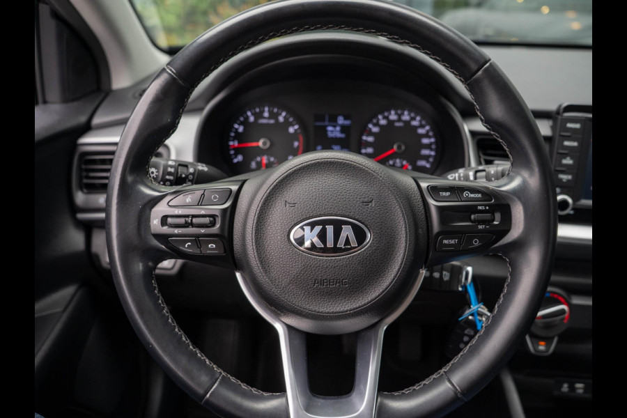 Kia Stonic 1.0 T-GDi DynamicLine / Trekhaak / Carplay / DAB / Camera