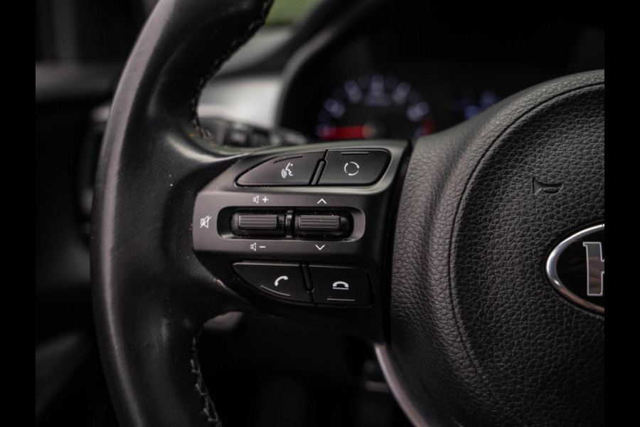 Kia Stonic 1.0 T-GDi DynamicLine / Trekhaak / Carplay / DAB / Camera