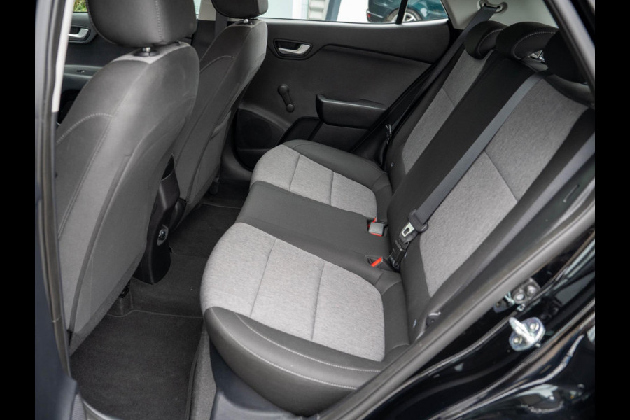 Kia Stonic 1.0 T-GDi DynamicLine / Trekhaak / Carplay / DAB / Camera