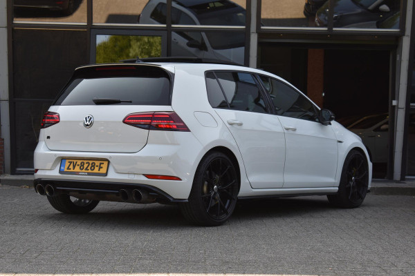 Volkswagen Golf 2.0 TSI 4Motion R Pano Milltek Virtual Lane Dynaudio Leder