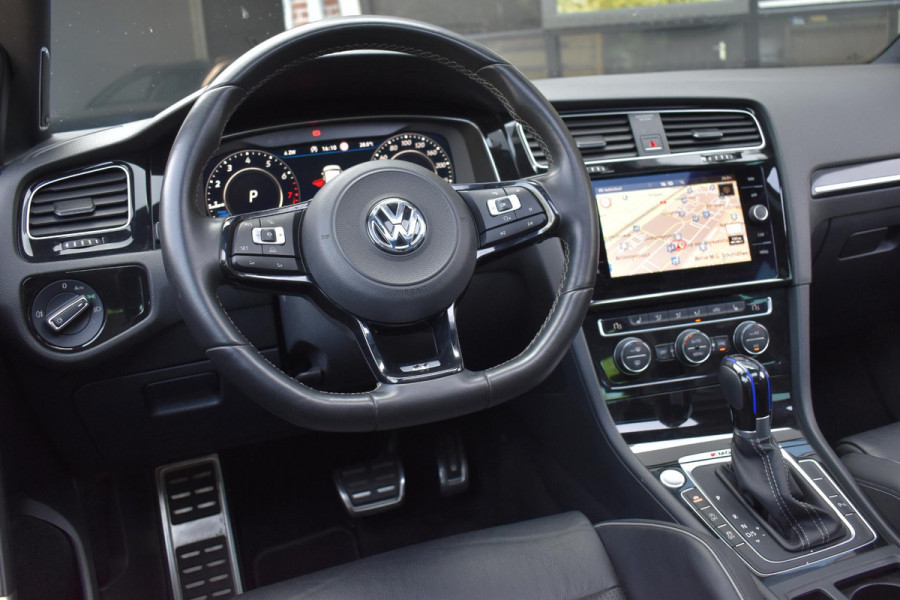 Volkswagen Golf 2.0 TSI 4Motion R Pano Milltek Virtual Lane Dynaudio Leder
