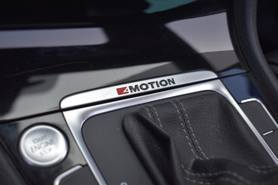 Volkswagen Golf 2.0 TSI 4Motion R Pano Milltek Virtual Lane Dynaudio Leder