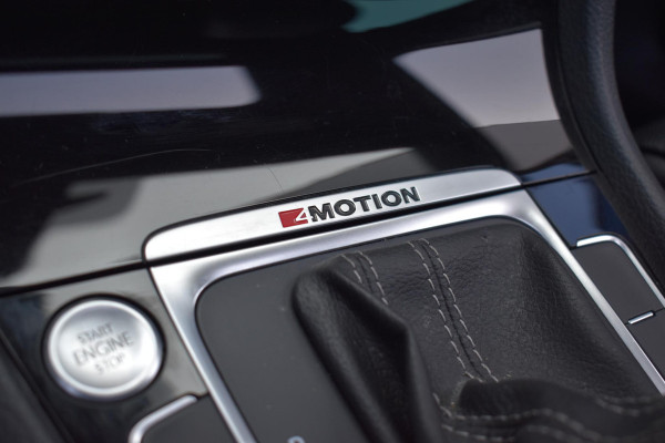 Volkswagen Golf 2.0 TSI 4Motion R Pano Milltek Virtual Lane Dynaudio Leder