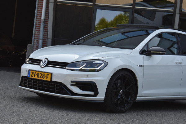Volkswagen Golf 2.0 TSI 4Motion R Pano Milltek Virtual Lane Dynaudio Leder