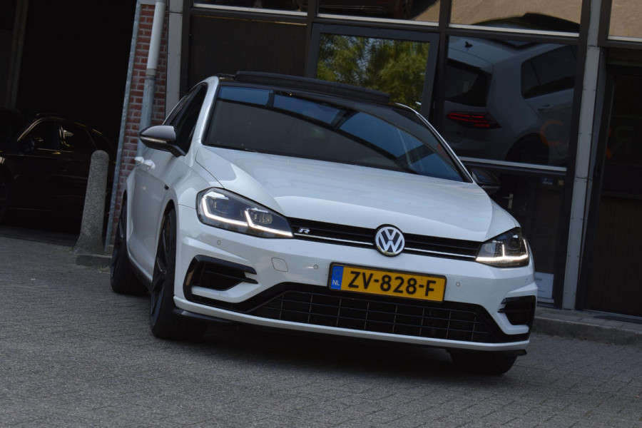 Volkswagen Golf 2.0 TSI 4Motion R Pano Milltek Virtual Lane Dynaudio Leder