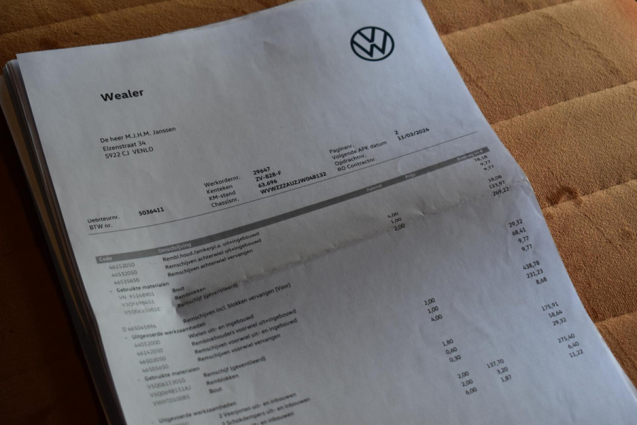 Volkswagen Golf 2.0 TSI 4Motion R Pano Milltek Virtual Lane Dynaudio Leder