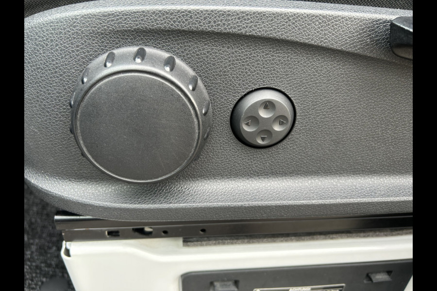 Mercedes-Benz Sprinter 314 CDI L2 H2 Trekhaak / MBUX / Navigatie / Camera / Parkeersensoren / Airco / 270 Graden achterdeuren
