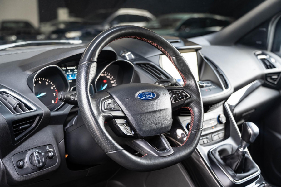 Ford Kuga 1.5 EcoBoost ST-Line | Acc | Winterpack | Keyles | Carplay