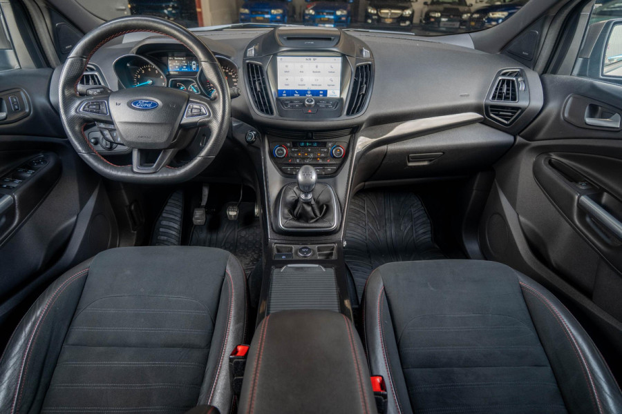 Ford Kuga 1.5 EcoBoost ST-Line | Acc | Winterpack | Keyles | Carplay