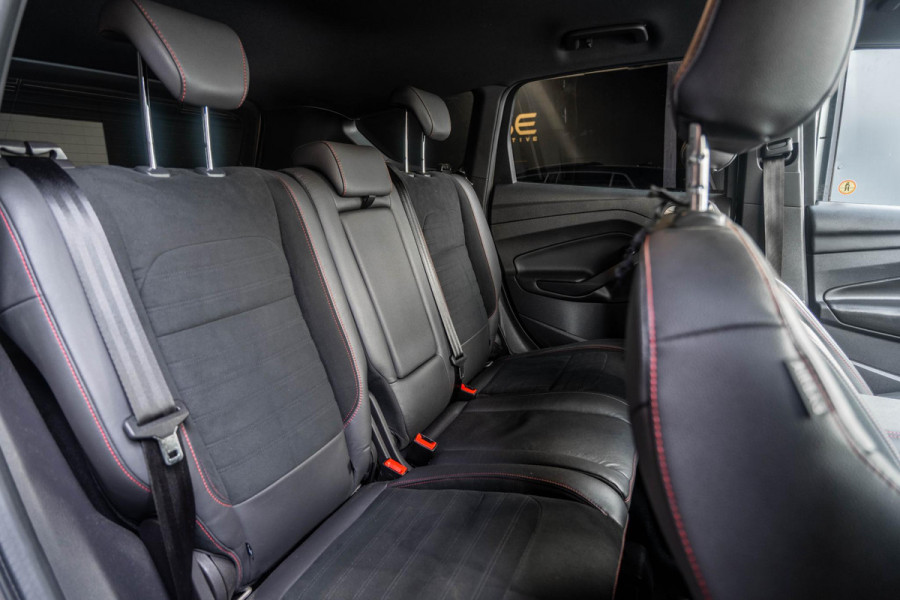Ford Kuga 1.5 EcoBoost ST-Line | Acc | Winterpack | Keyles | Carplay