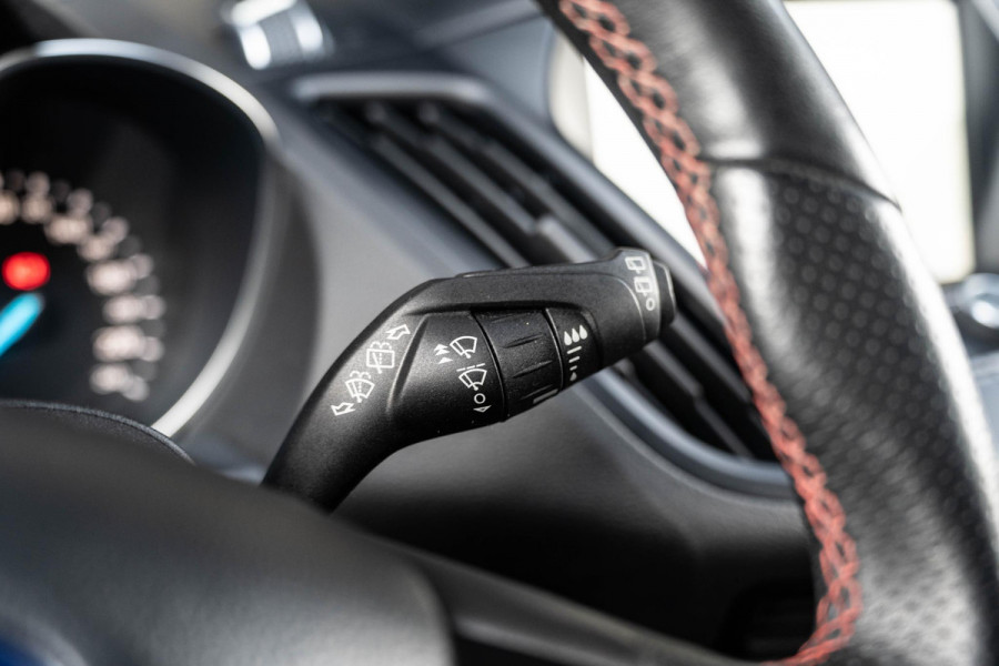 Ford Kuga 1.5 EcoBoost ST-Line | Acc | Winterpack | Keyles | Carplay