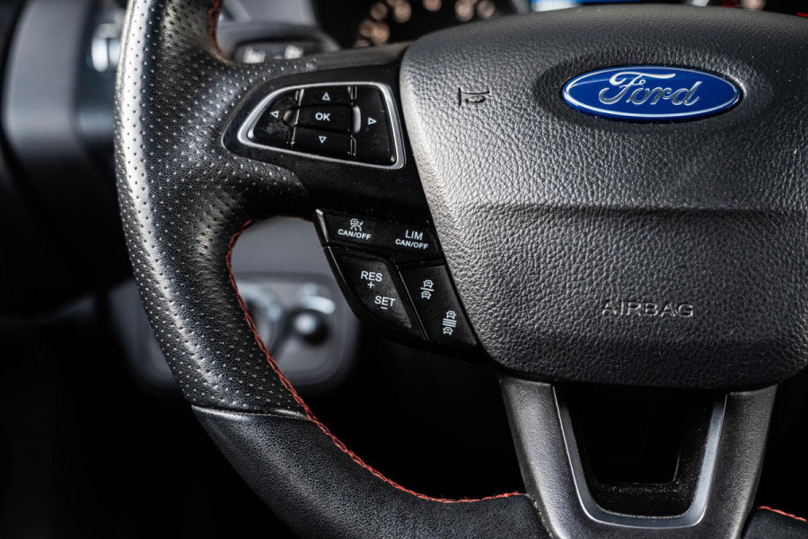 Ford Kuga 1.5 EcoBoost ST-Line | Acc | Winterpack | Keyles | Carplay