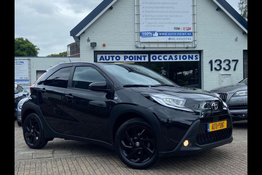 Toyota Aygo X 1.0 BLACKSTYLE/NAVI/CAMERA/LANE-ASSIST/9900KM!