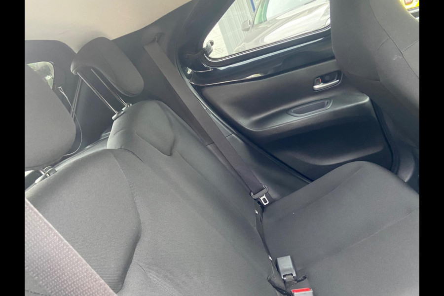 Toyota Aygo X 1.0 BLACKSTYLE/NAVI/CAMERA/LANE-ASSIST/9900KM!