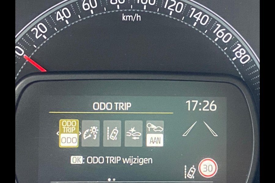 Toyota Aygo X 1.0 BLACKSTYLE/NAVI/CAMERA/LANE-ASSIST/9900KM!