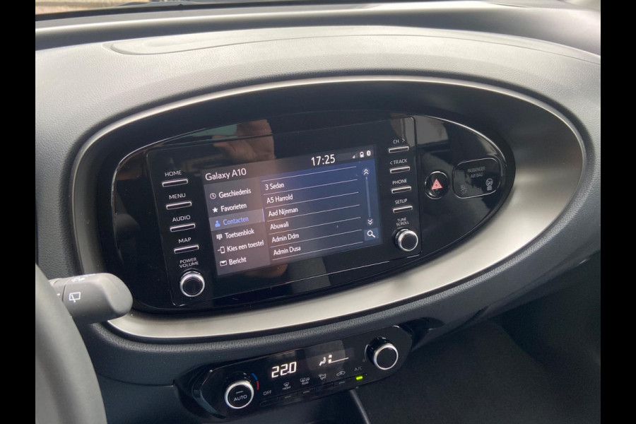 Toyota Aygo X 1.0 BLACKSTYLE/NAVI/CAMERA/LANE-ASSIST/9900KM!