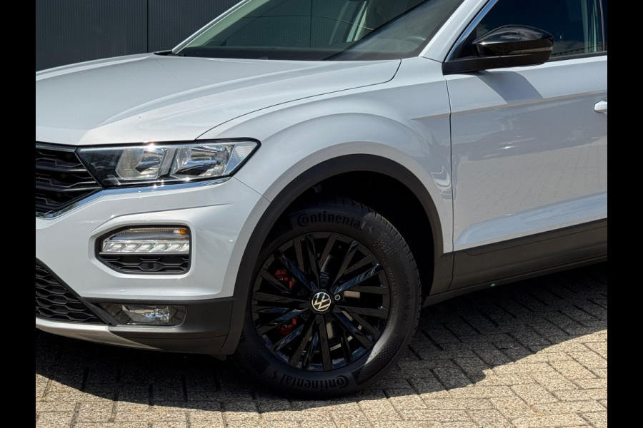 Volkswagen T-Roc * Style * Airco * Cruise * PDC * AppleCarPlay *