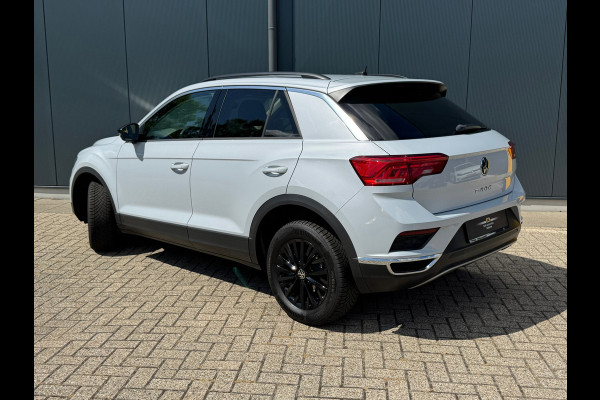 Volkswagen T-Roc * Style * Airco * Cruise * PDC * AppleCarPlay *