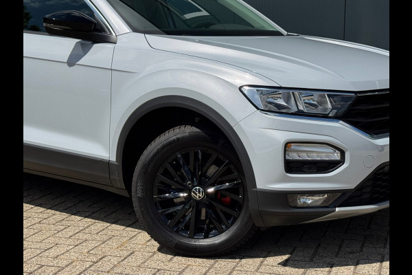 Volkswagen T-Roc * Style * Airco * Cruise * PDC * AppleCarPlay *