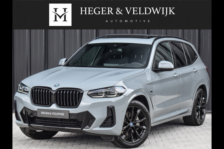 BMW X3 xDrive30e HIGH EXECUTIVE | M_SPORT | PANORAMADAK | LED | COMFORT ACCESS | CAMERA | AMBIANCE INTERIEUR