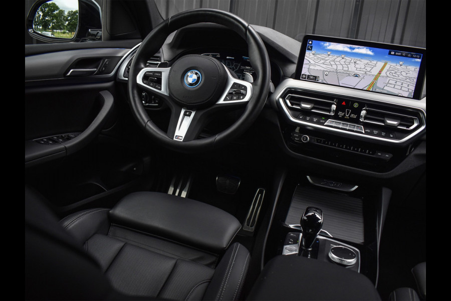 BMW X3 xDrive30e HIGH EXECUTIVE | M_SPORT | PANORAMADAK | LED | COMFORT ACCESS | CAMERA | AMBIANCE INTERIEUR