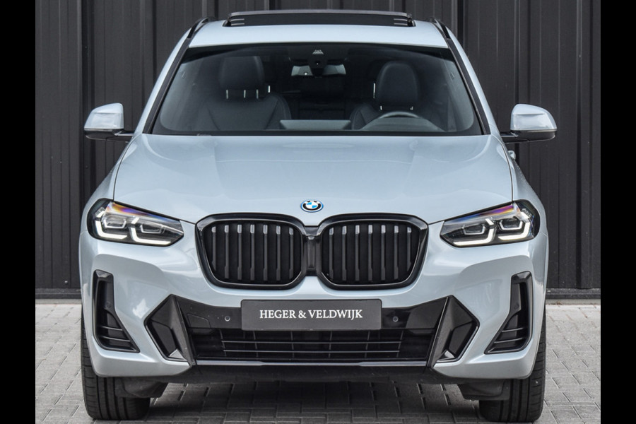 BMW X3 xDrive30e HIGH EXECUTIVE | M_SPORT | PANORAMADAK | LED | COMFORT ACCESS | CAMERA | AMBIANCE INTERIEUR