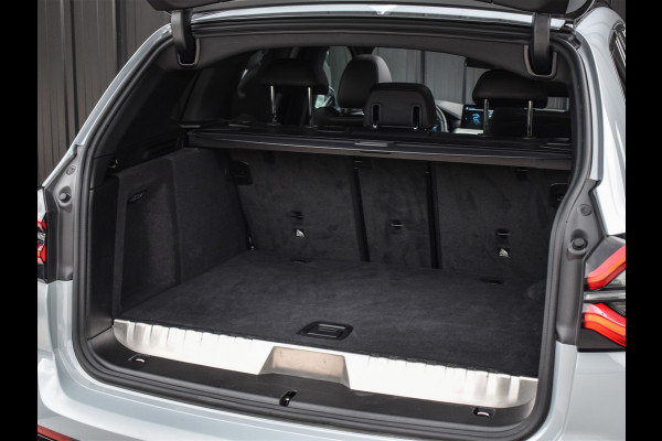 BMW X3 xDrive30e HIGH EXECUTIVE | M_SPORT | PANORAMADAK | LED | COMFORT ACCESS | CAMERA | AMBIANCE INTERIEUR