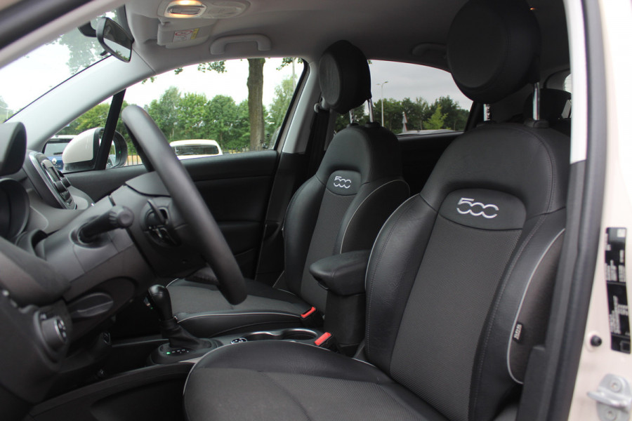 Fiat 500X Cross 1.4 Turbo MultiAir Cross / Trekhaak / Navigatie / Half leder / Keyless / 17'' / Parkeerhulp achter / Getint glas / DAB / Cruise Control
