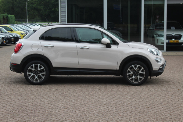 Fiat 500X Cross 1.4 Turbo MultiAir Cross / Trekhaak / Navigatie / Half leder / Keyless / 17'' / Parkeerhulp achter / Getint glas / DAB / Cruise Control