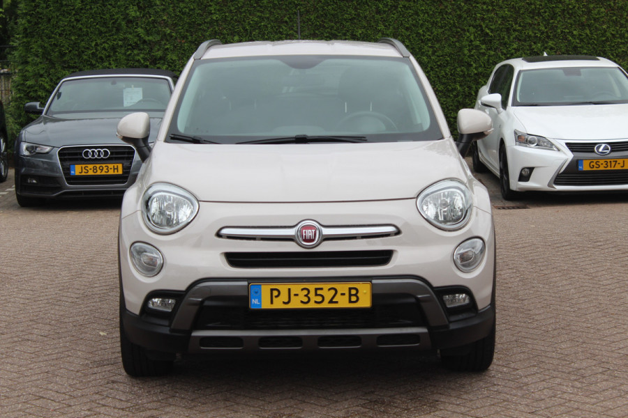 Fiat 500X Cross 1.4 Turbo MultiAir Cross / Trekhaak / Navigatie / Half leder / Keyless / 17'' / Parkeerhulp achter / Getint glas / DAB / Cruise Control