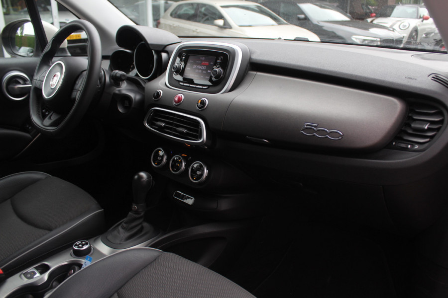 Fiat 500X Cross 1.4 Turbo MultiAir Cross / Trekhaak / Navigatie / Half leder / Keyless / 17'' / Parkeerhulp achter / Getint glas / DAB / Cruise Control