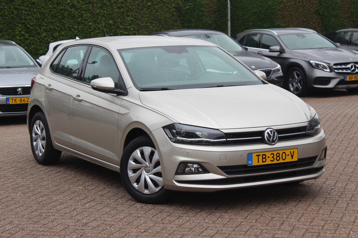 Volkswagen Polo 1.0 TSI Comfortline / Trekhaak / Camera / Apple CarPlay / LED Koplampen / Spiegelpakket / DAB / ACC Volkswagen Polo 1.0 TSI Comfortline / Trekhaak / Camera / Apple CarPlay / LED Koplampen / Spiegelpakket / DAB / ACC