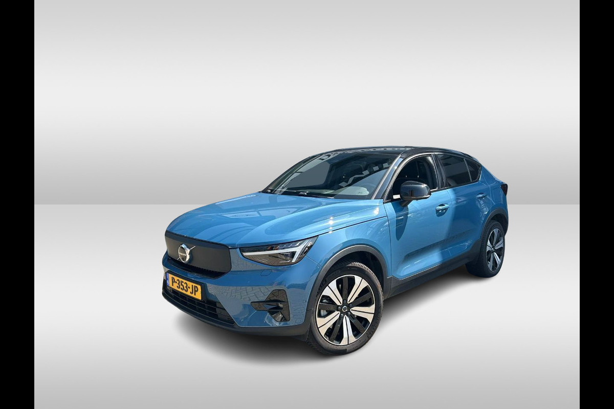 Volvo C40 Recharge Twin Intro Edition 78 kWh / Trekhaak / Panoramadak / 360Camera / 19'' / Interieurvoorverwarming / Harman Kardon / Keyless / Navigatie / Dodehoek / DAB / ACC / Stoelverwarming / Stuurverwarming / Warmtepomp Volvo C40 Recharge Twin Intro Edition 78 kWh / Trekhaak / Panoramadak / 360Camera / 19'' / Interieurvoorverwarming / Harman Kardon / Keyless / Navigatie / Dodehoek / DAB / ACC / Stoelverwarming / Stuurverwarming / Warmtepomp