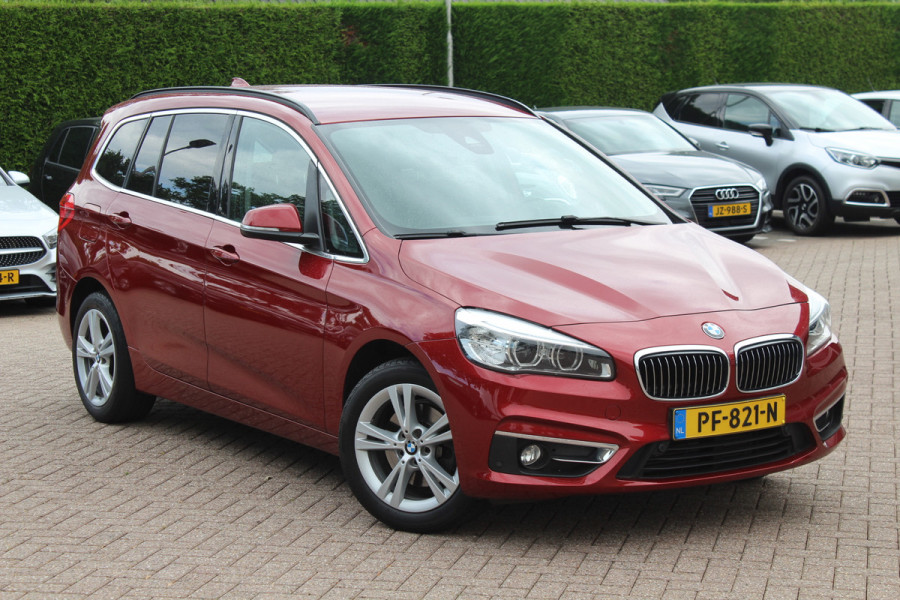 BMW 2 Serie Gran Tourer 218i 7p. Executive / Trekhaak / Leder / Navigatie / Keyless entry / Parkeerhulp V+A / Cruise Control