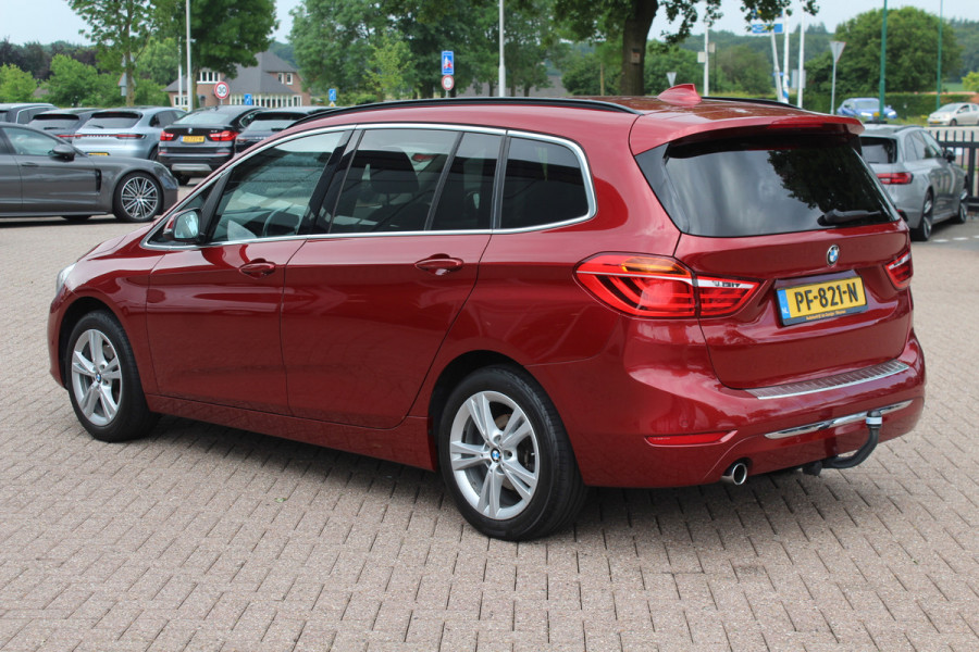 BMW 2 Serie Gran Tourer 218i 7p. Executive / Trekhaak / Leder / Navigatie / Keyless entry / Parkeerhulp V+A / Cruise Control