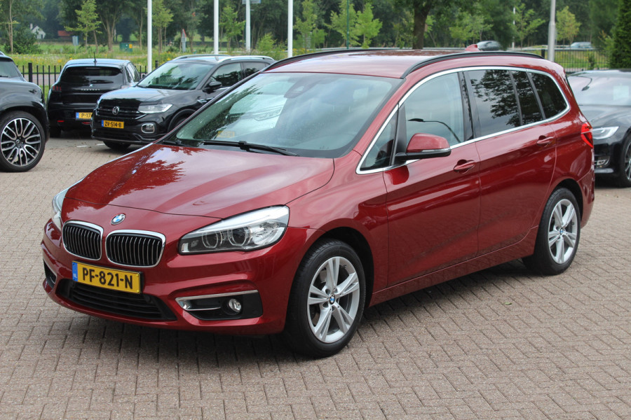 BMW 2 Serie Gran Tourer 218i 7p. Executive / Trekhaak / Leder / Navigatie / Keyless entry / Parkeerhulp V+A / Cruise Control
