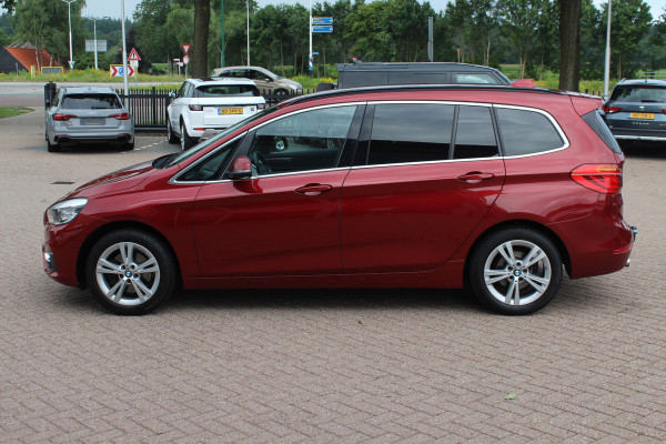 BMW 2 Serie Gran Tourer 218i 7p. Executive / Trekhaak / Leder / Navigatie / Keyless entry / Parkeerhulp V+A / Cruise Control