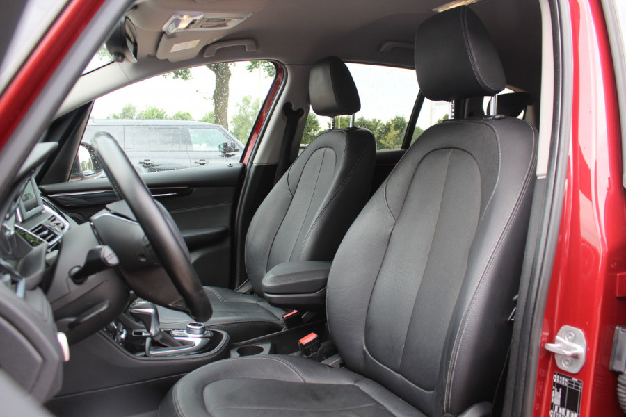 BMW 2 Serie Gran Tourer 218i 7p. Executive / Trekhaak / Leder / Navigatie / Keyless entry / Parkeerhulp V+A / Cruise Control