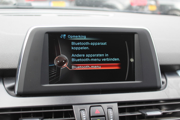 BMW 2 Serie Gran Tourer 218i 7p. Executive / Trekhaak / Leder / Navigatie / Keyless entry / Parkeerhulp V+A / Cruise Control