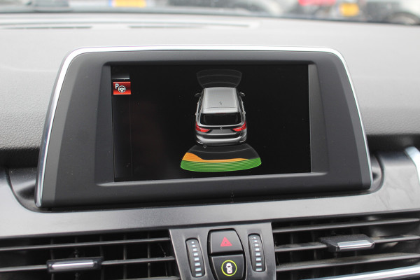 BMW 2 Serie Gran Tourer 218i 7p. Executive / Trekhaak / Leder / Navigatie / Keyless entry / Parkeerhulp V+A / Cruise Control