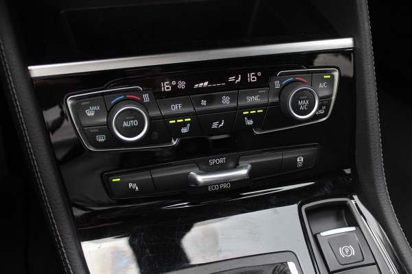 BMW 2 Serie Gran Tourer 218i 7p. Executive / Trekhaak / Leder / Navigatie / Keyless entry / Parkeerhulp V+A / Cruise Control