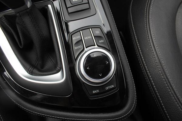 BMW 2 Serie Gran Tourer 218i 7p. Executive / Trekhaak / Leder / Navigatie / Keyless entry / Parkeerhulp V+A / Cruise Control