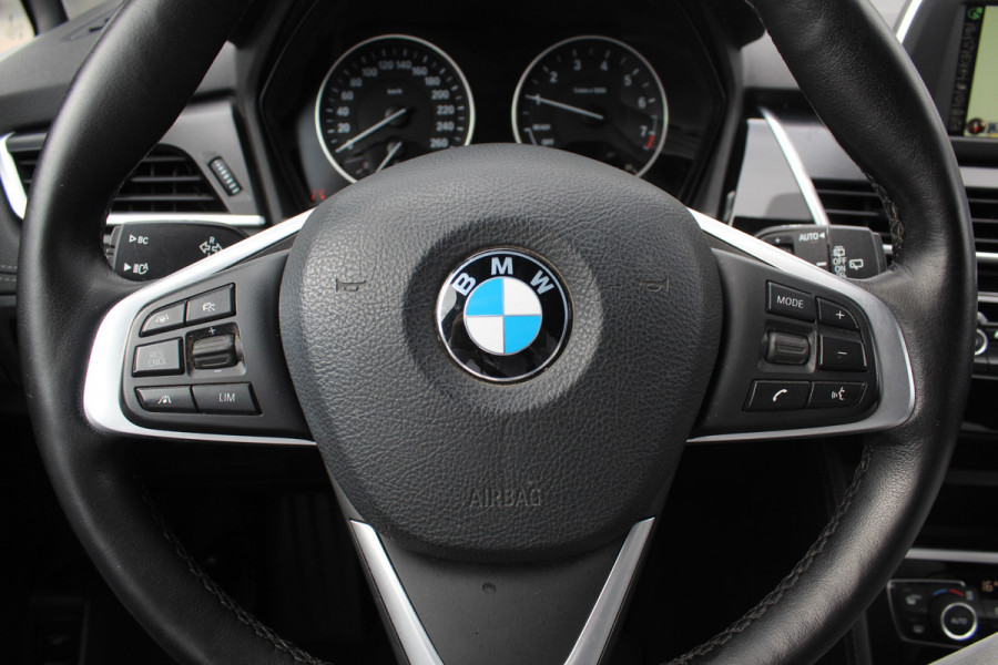 BMW 2 Serie Gran Tourer 218i 7p. Executive / Trekhaak / Leder / Navigatie / Keyless entry / Parkeerhulp V+A / Cruise Control