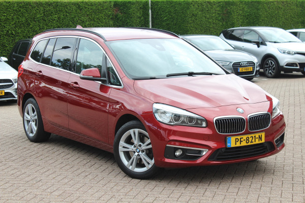 BMW 2 Serie Gran Tourer 218i 7p. Executive / Trekhaak / Leder / Navigatie / Keyless entry / Parkeerhulp V+A / Cruise Control